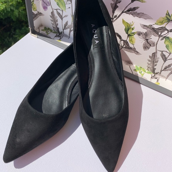 Women’s Flats - Picture 4 of 4